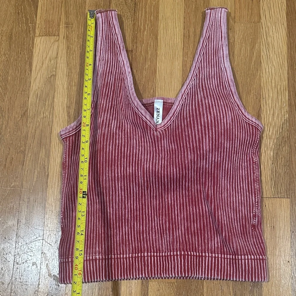 *last chance* Zenana | Women's Deep Red Striped Crop Tank Top - Picture 4 of 11